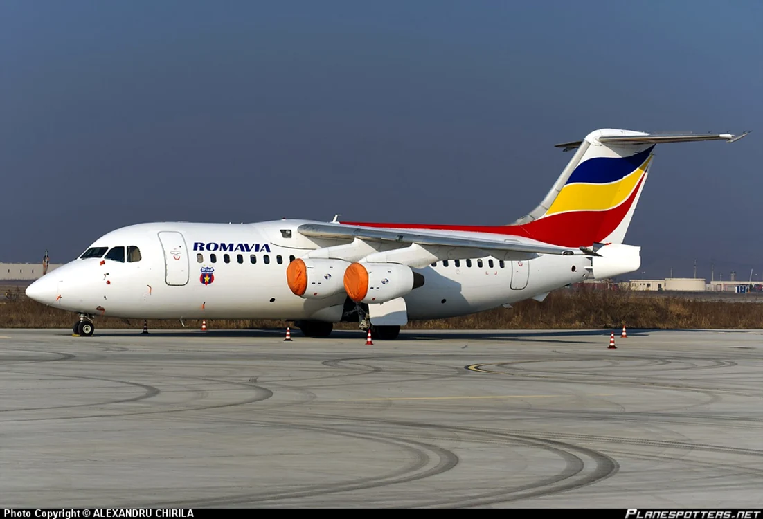 Boeing-ul 707-3K1C Carpaţi al Romavia, cunoscut drept Air Force One al României, folosit, începând din perioada regimului Nicolae Ceauşescu, de către toţi preşedinţii ţării, a fost vândut în 2012 pentru 2 milioane de euro FOTO planespotters.net
