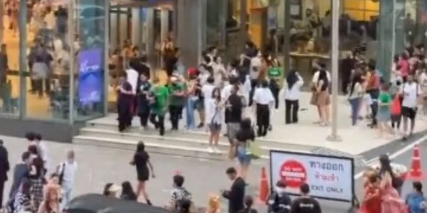 Atac armat într un mall din Bangkok  Foto Captură video Twitter (X) jpg