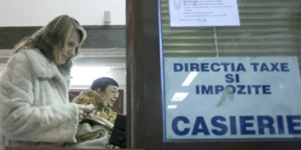 Deşi au venituri mici, mulţi băcăuani au preferat să-şi plătească anticipat taxele locale pentru anul 2010