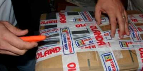 Neamţ: Trei tineri din Piatra Neamţ acuzaţi de trafic de droguri