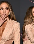 Jennifer Lopez pe covorul roșu  foto   Profimedia jpg