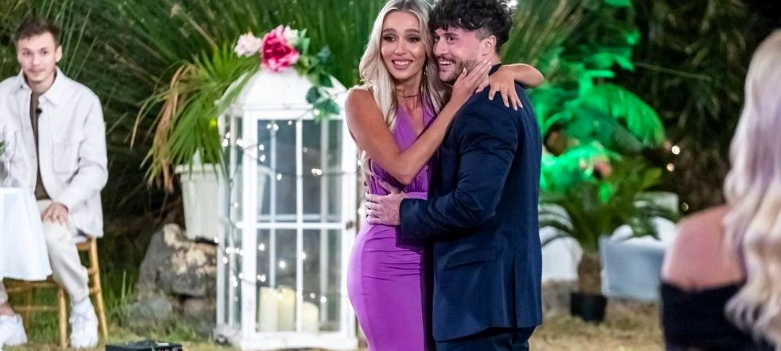 Anne și Adrian credeau că îmbătrânesc împreună dar s-au despărțit. Sursă: PRO-TV
