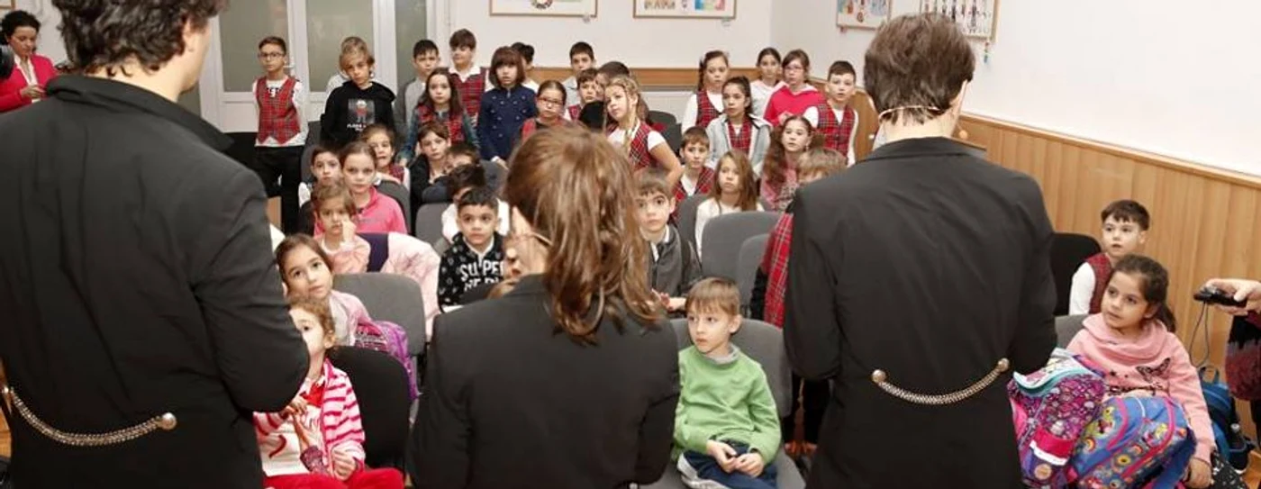 Proiectul va ajunge în 15 şcoli din ţară                              Fotografii: Facebook/ Pinocchio merge la şcoală