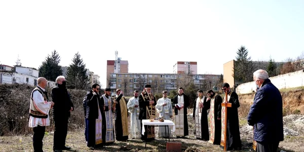 biserica inchisoare pitesti