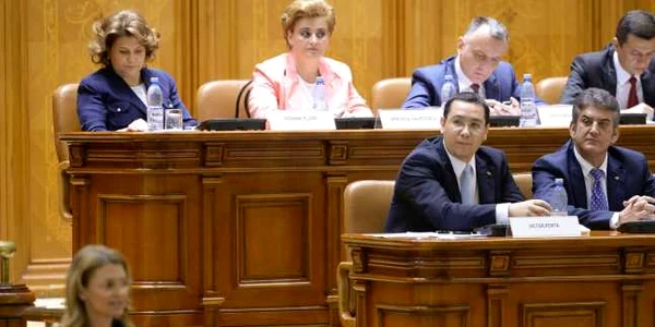 Motiunea de cenzura initiata de PNL 12 iunie 2015 foto Mediafax