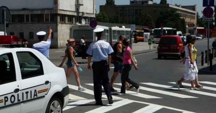 Fetele au fost găsite în Gara Braşov Foto.Adevărul