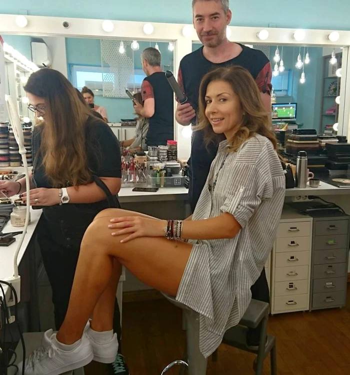 Aşa arată Carmen Brumă înainte de a intra pe mâna make-up artistului