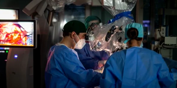 Transplant de cornee