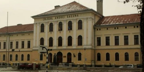 liceul saguna brasov arhiva adevarul