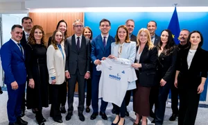 nadia comaneci si roberta metsola la PE FOTO FB Victor Negrescu1 jpg