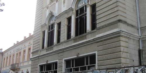 Reabilitarea corpului C al Clădirii Transilvania va costa aproximativ 10 milioane de lei