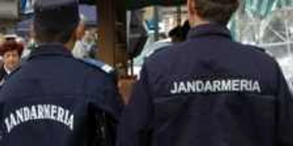 Doi jandarmi au fost răniţi