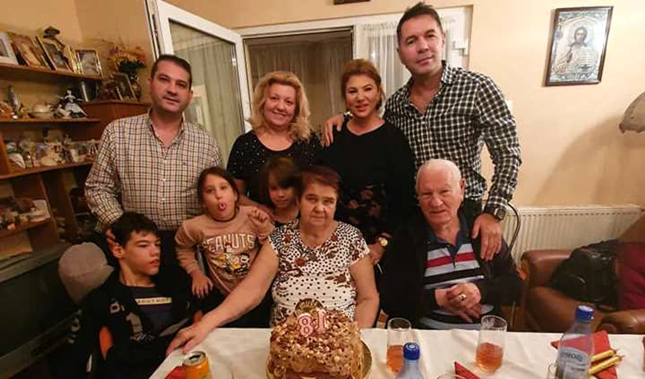 Mihaela Borcea a fost însoțită la petrecerea mamei sale, de iubitul ei, Sorin