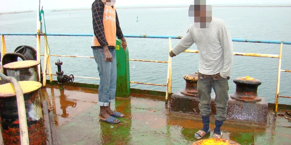 Africanii s-au ascuns în camera cârmei 