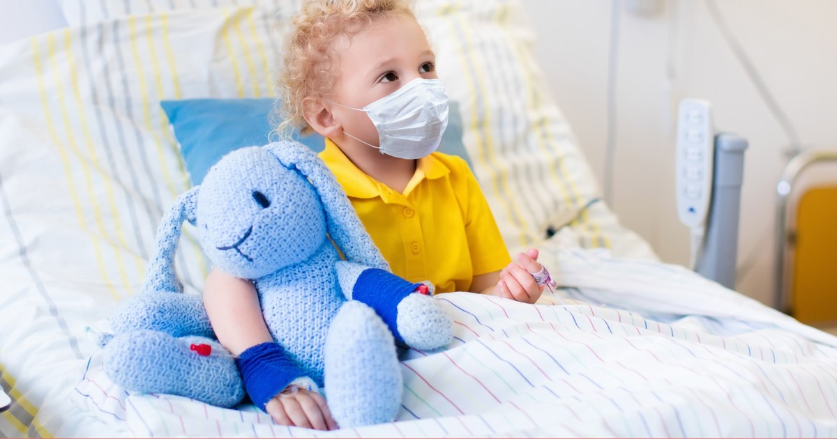 Când trebuie să mergem cu copiii la Urgență și când la medicul de familie. Specialist: „De multe ori, ar fi bine să nu mergem nicăieri”