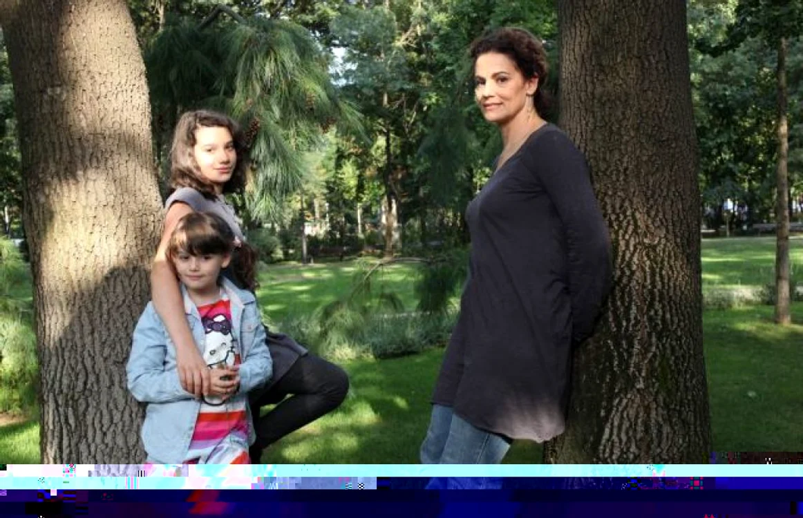 Maia Morgenstern, alături de fetele ei / foto: arhivă OK! Magazine