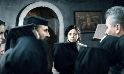 „După dealuri“, după Cannes, la București jpeg