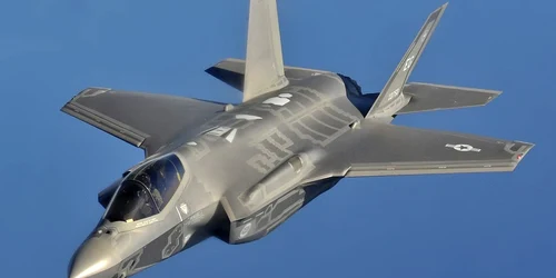 Avionul de de luptă invizibil F-35C Foto Wkipedia