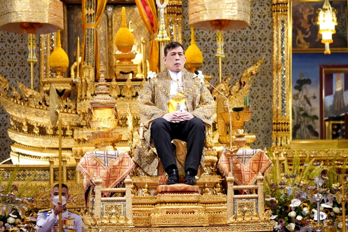 Ceremonie fastuoasă cu ocazia zilei de naștere a regelui Rama X, care a împlinit 71 de ani Foto Epa-Efe