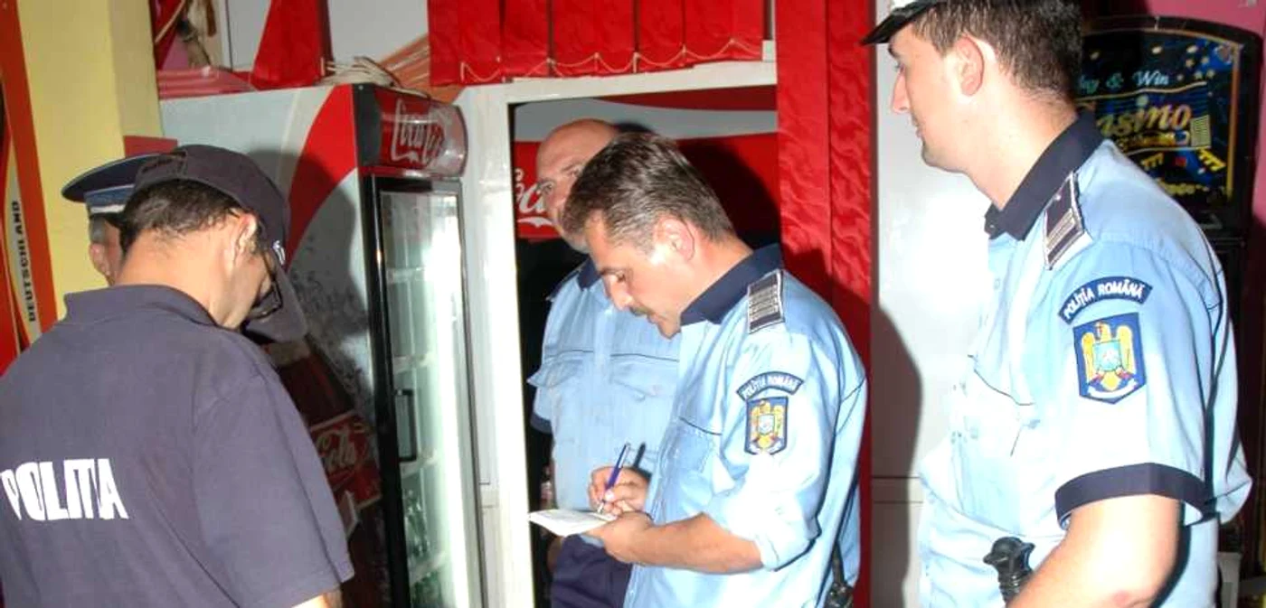 Poliţiştii valceni îi cauta pe autorii escrocheriei 