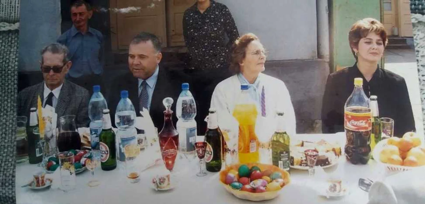 Familia Regală şi loclnici din Săvârşin FOTO Marcu Constantin