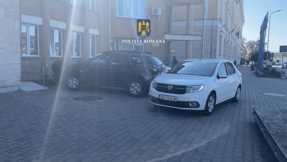 Două funcționare de la Primăria Sebeș au furat peste 100.000 de lei din banii persoanelor cu handicap