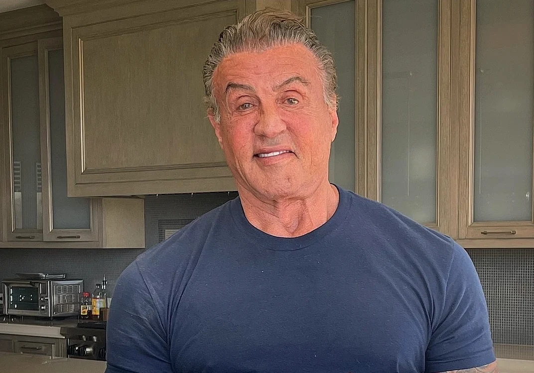 Sylvester Stallone şi Dolph Lundgren s-au lovit ”pe bune” în timpul luptei din ring