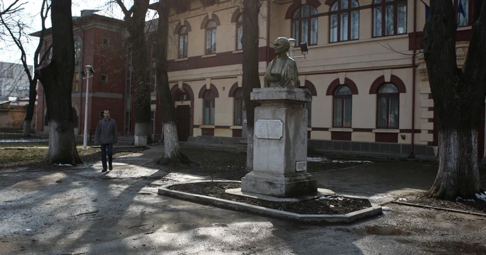 Colegiul Naţional „Vasile Alecsandri” (CNVA), vedere parţială FOTO C Crângan