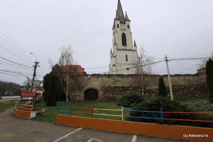 Turnul din Gârbova. Foto: Daniel Guță. ADEVĂRUL