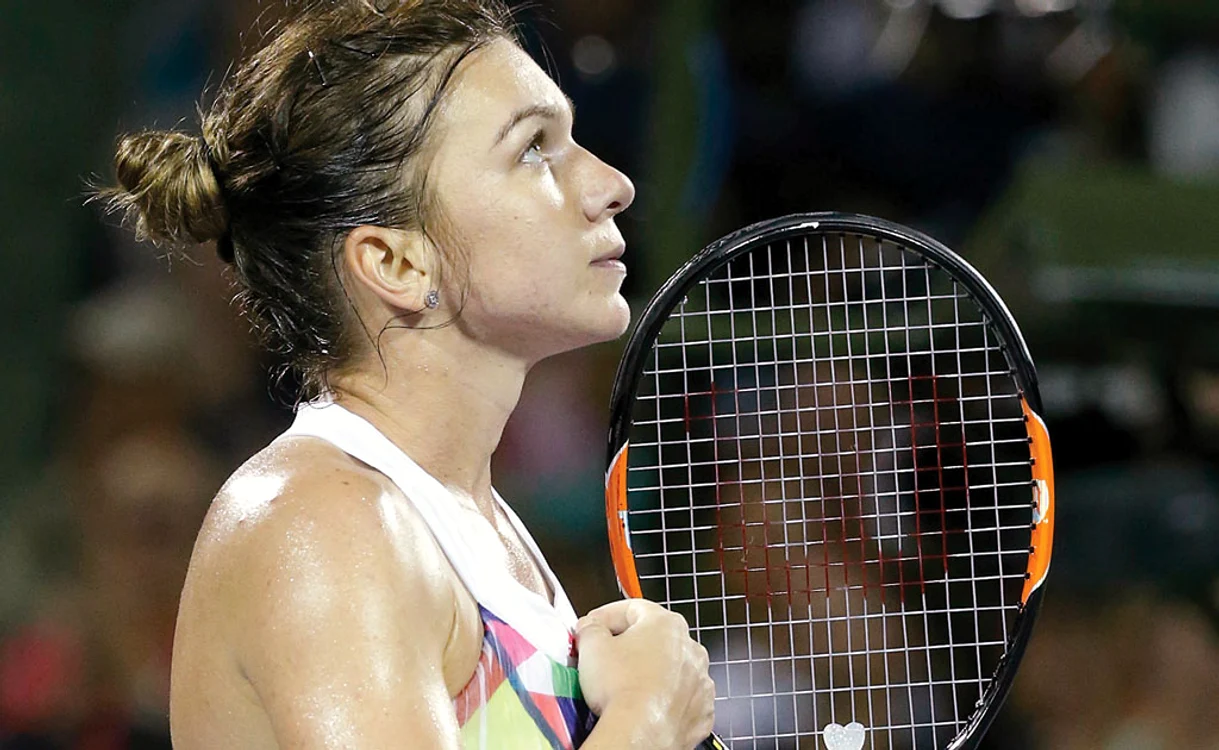 Simona Halep poate cădea pe locul 7 în clasamentul mondialFoto: AP