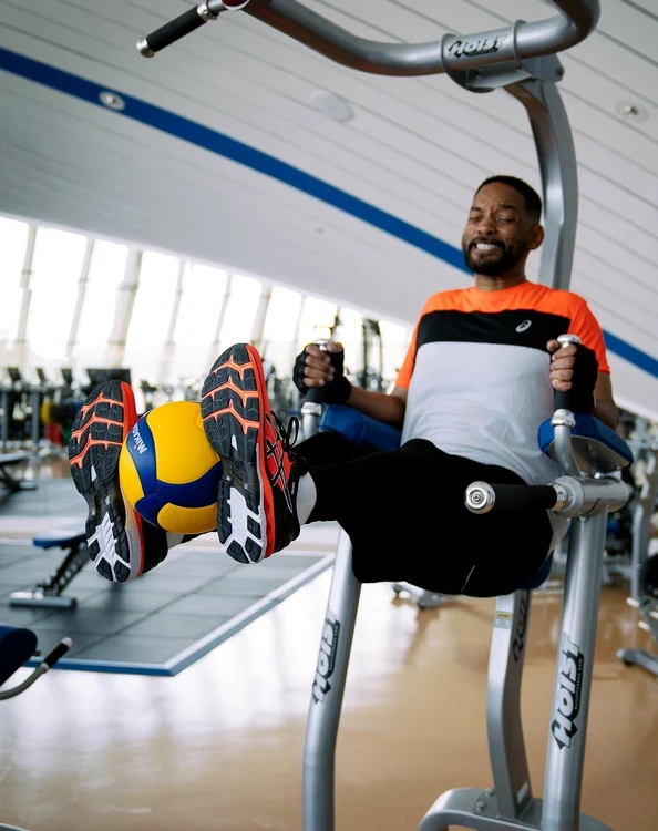 Will Smith, 52 de ani, trege din greus să scape de colăceifoto: Instagram