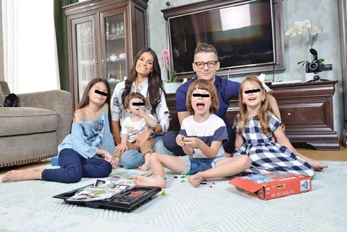 Anca Serea și Adi Sînă au o familie frumoasă și numeroasă 