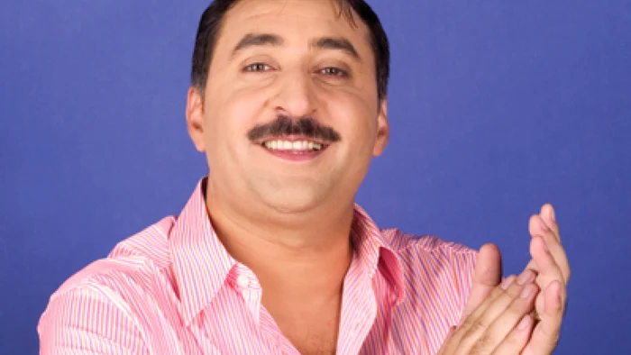 Vali Vijelie în perioada în care purta mustață 