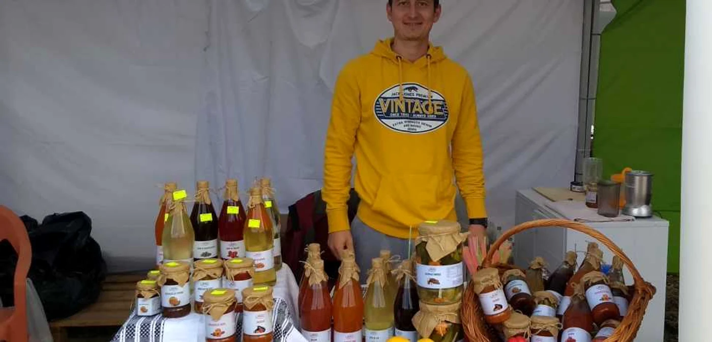 Mircea Matei vinde produsele din ”Cămară” la târguri, magazine şi restaurante