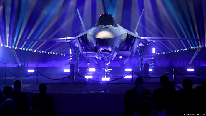 Prezentarea avionului F-35 al Lockheed Martin