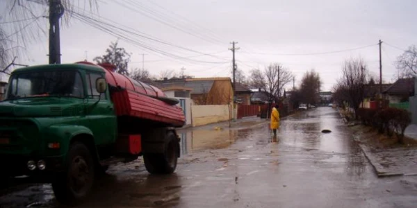 Apa meteorică