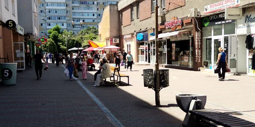municipiul slatina, piata zahana   foto alina mitran (2) jpg