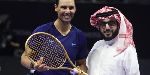 rafael nadal racheta aur x jpeg