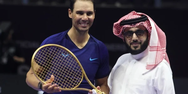 rafael nadal racheta aur x jpeg