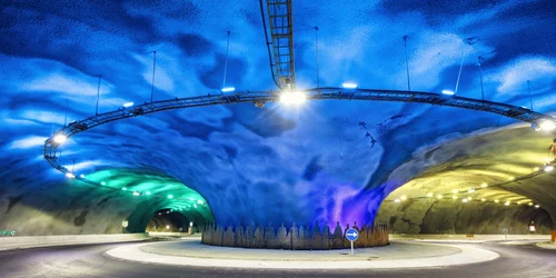 eysturoyartunnilinlavurfredrikssen scaled large jpg