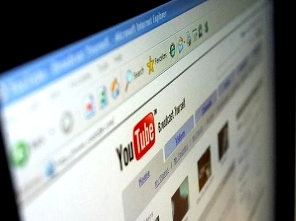 
    Versiunea românească a YouTube a fost lansată în anul 2013  