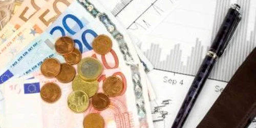 Activele sistemului bancar au scăzut în trimestrul al doilea