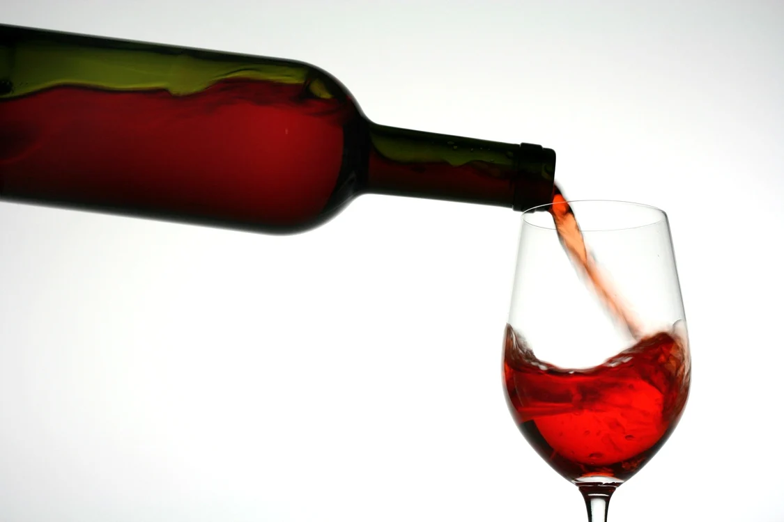 Expoziția SmartDrinks of Bucharest aduce băuturi de lux la prețuri de supermarketfoto: Hepta