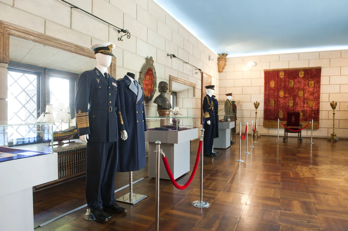 Expoziția Regală „Palatul Elisabeta” este deschisă vizitatorilor