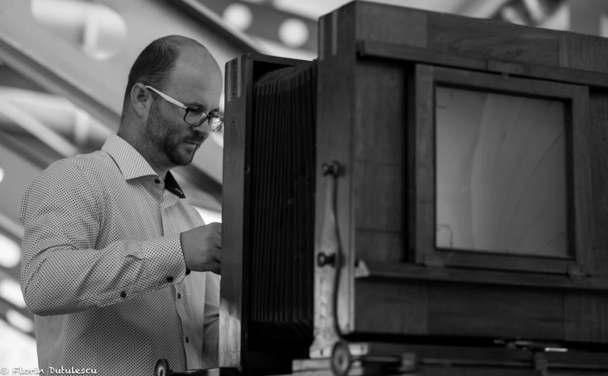 Radu Chindriş realizează fotografii unicat. Foto: Florin Duţulescu