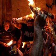 Lumina Sfântă la Ierusalim FOTO Profimedia