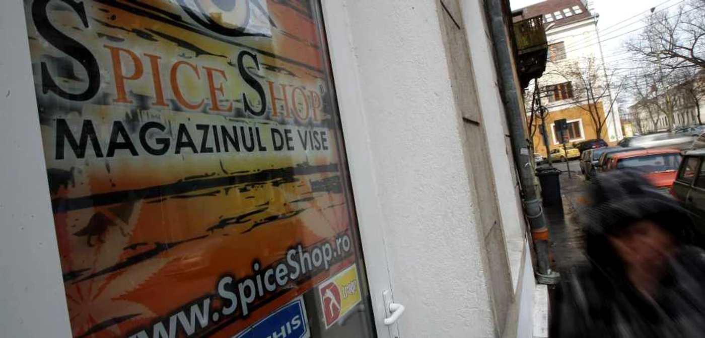 Magazinele de vise au parte de încasări substanţiale