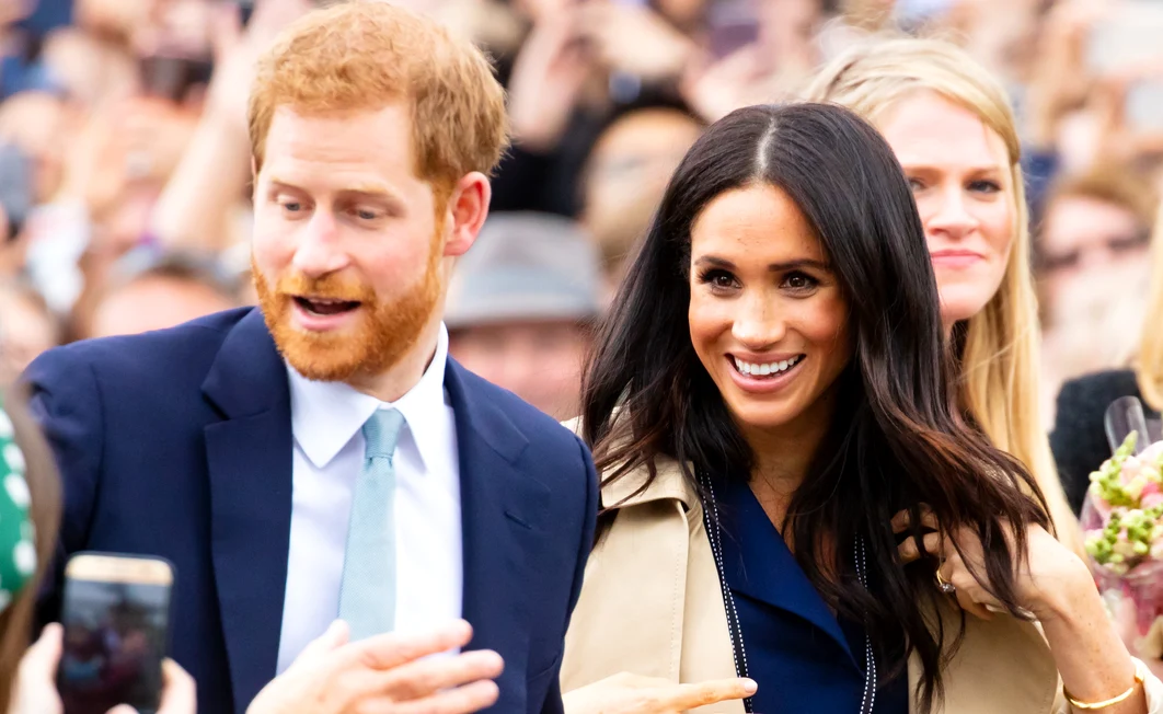 Mulți cred că Prințul Harry și Meghan Markle ar trebui lipsiți de titlurile regale