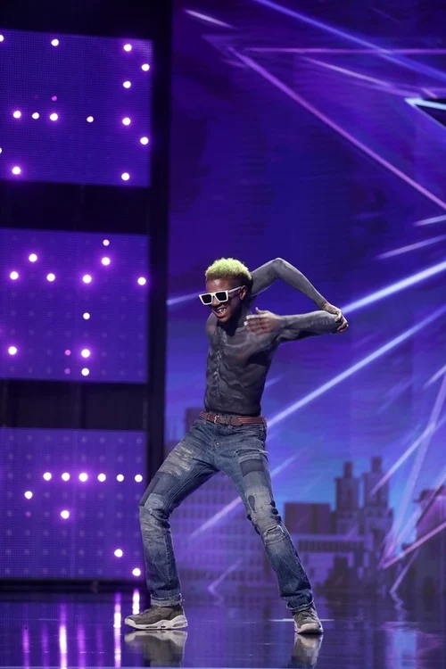 Kidd Strobe, unul dintre dansatorii care a primit Golden Buzz din partea juriului, va putea fi urmărit în semifinalele de la „Românii au talent”