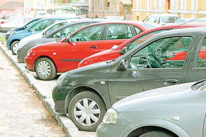 
    Ai plătit taxa auto?  